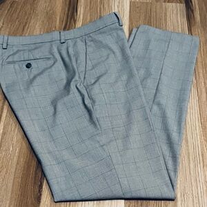 Perry Ellis Portfolio Slim Fit Dress Pants Men’s 33x32 Light Grey